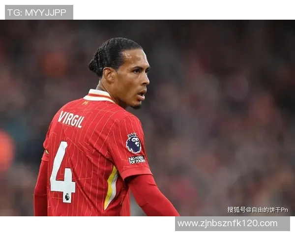 性内足球明星的魅力与挑战：他们如何在赛场与生活中平衡自我